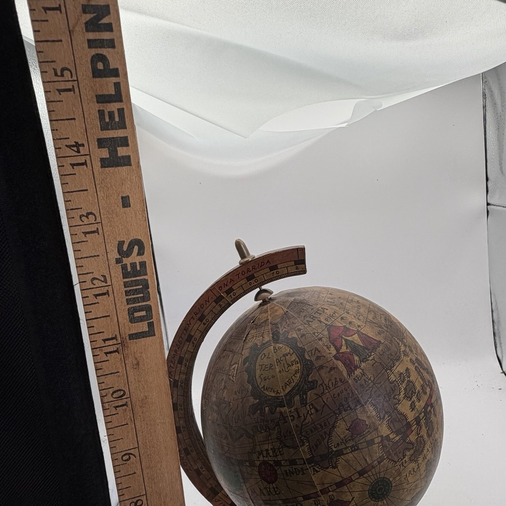 Vintage Old World Style Wooden Base ‎ Globe, Made in Japan - Picture 7 of 8